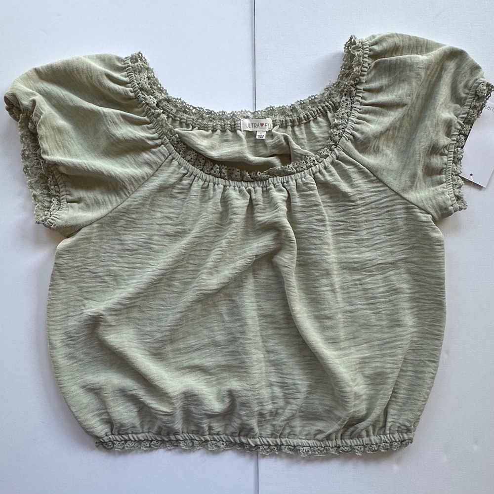 NWT Ultra Flirt sage green boho lace detailing‎ blouse women’s large